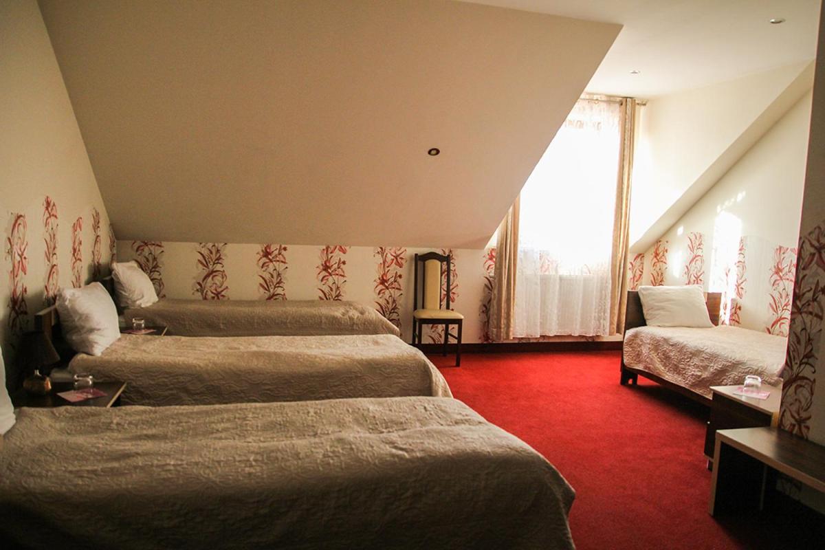 Prymus Hotel Radom Exterior foto