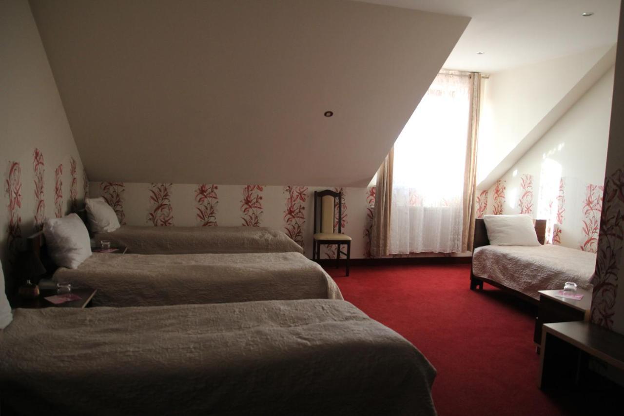 Prymus Hotel Radom Exterior foto